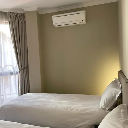 Center Apartment *